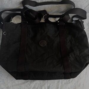 Kipling weekender tote bag in perfect condition